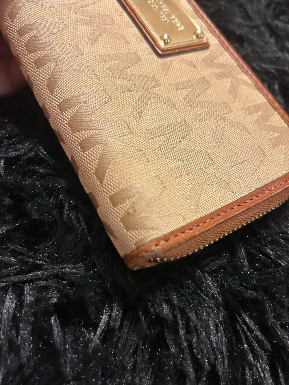 Michael Kors Jet Set Logo Jacquard Zip Around Continental Wallet | Vanilla Acorn